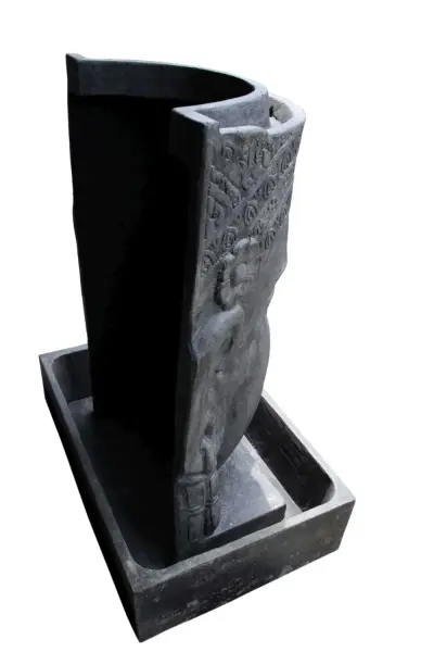 Product image 4 of the product “Khmer-head as water feature, 147cm height, cast stone, handcrafted & coloured 147 cm”